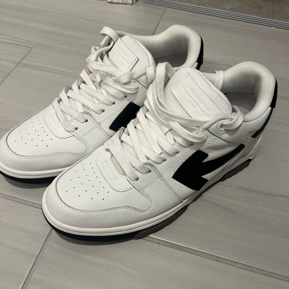 Off white out of office OOO